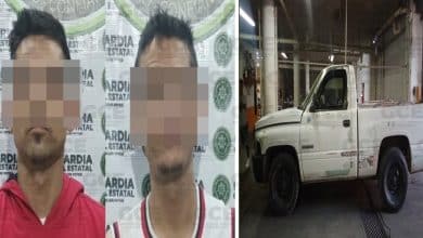 detenidos desvalijaban vehículos