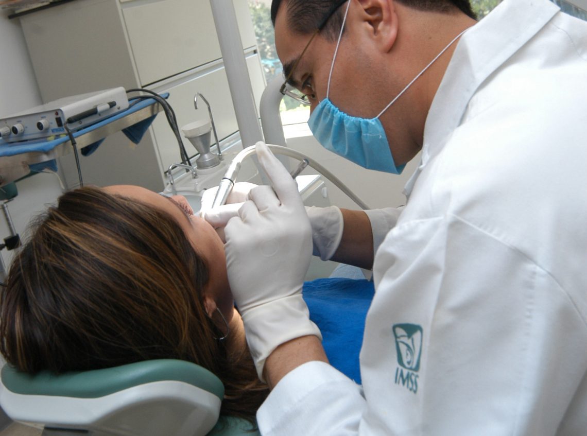 higiene bucal imss