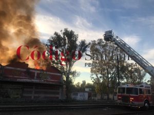 Incendio de bodega en el Barrio de Tlaxcala