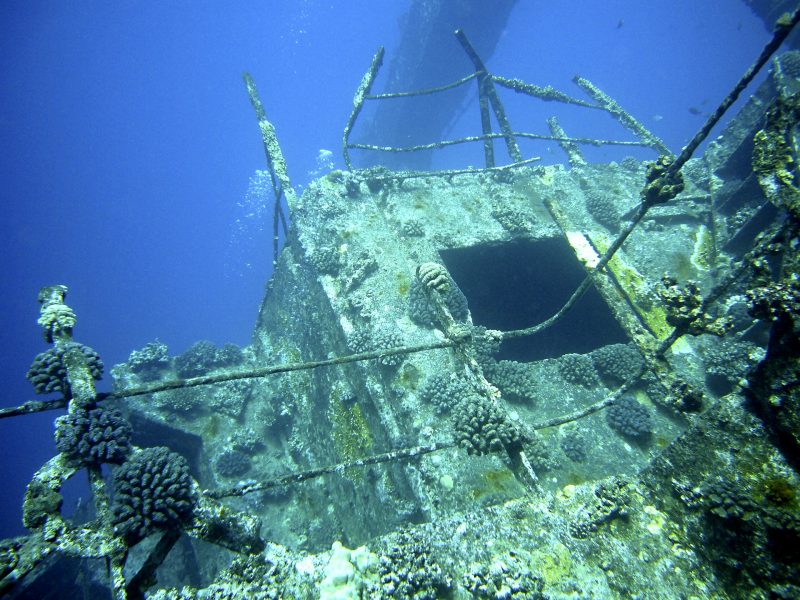 Buceo en barcos hundidos en Baja California Sur