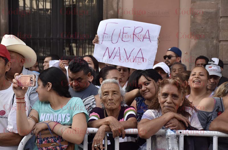 gira amlo slp
