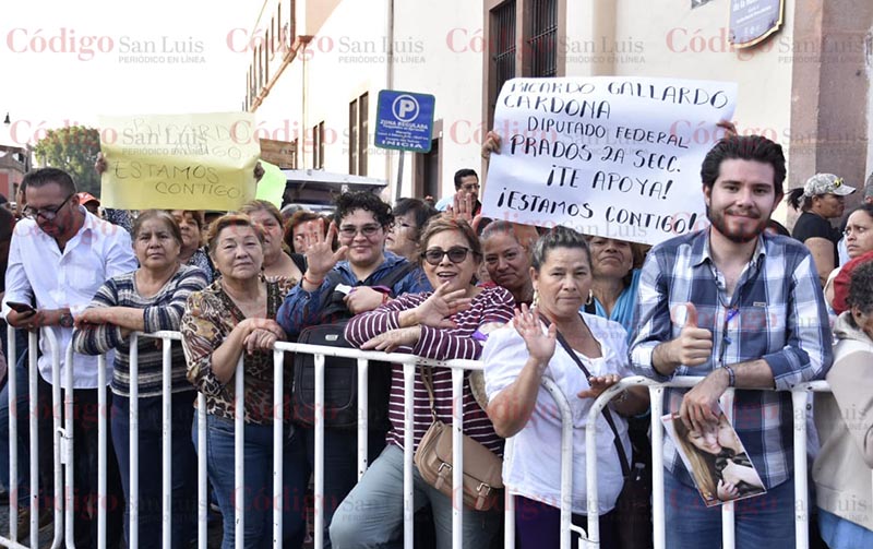 gira amlo slp