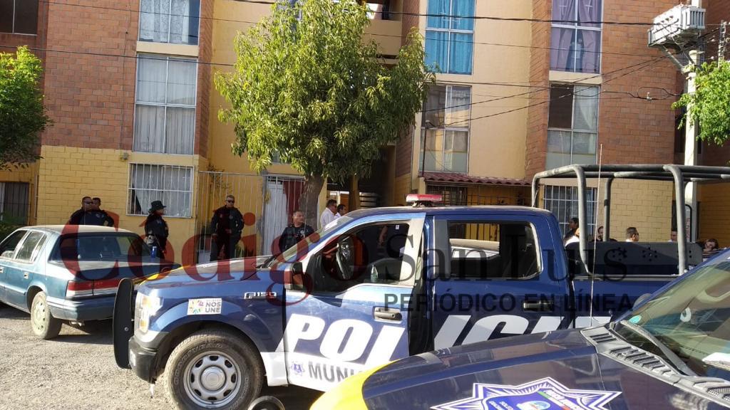 mujer muerta en su departamento