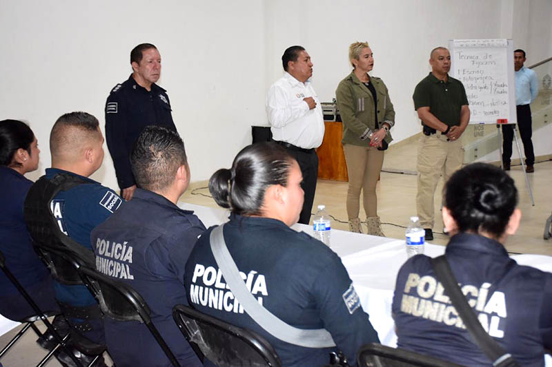 policias