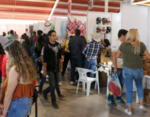 artesanos feria
