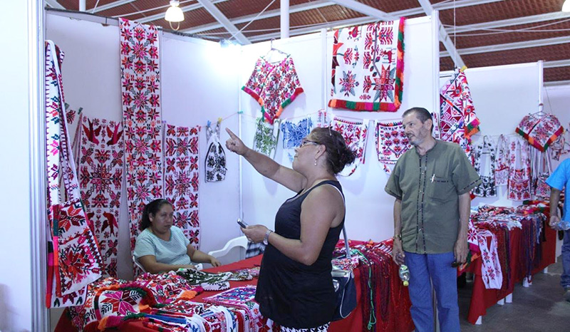 artesanos feria