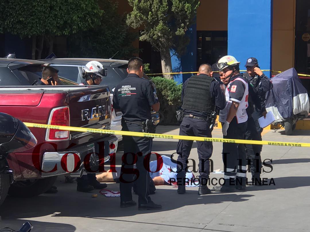 asesinado afuera de gimnasio
