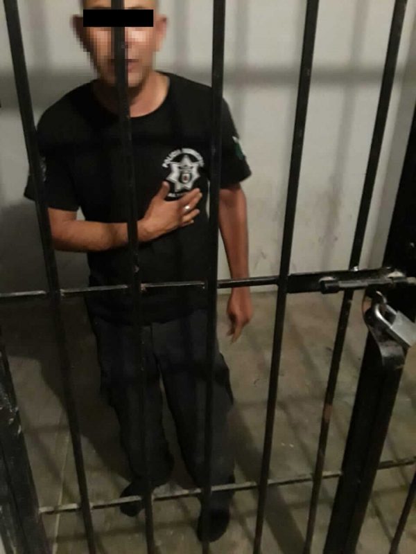policía detenido en moctezuma 