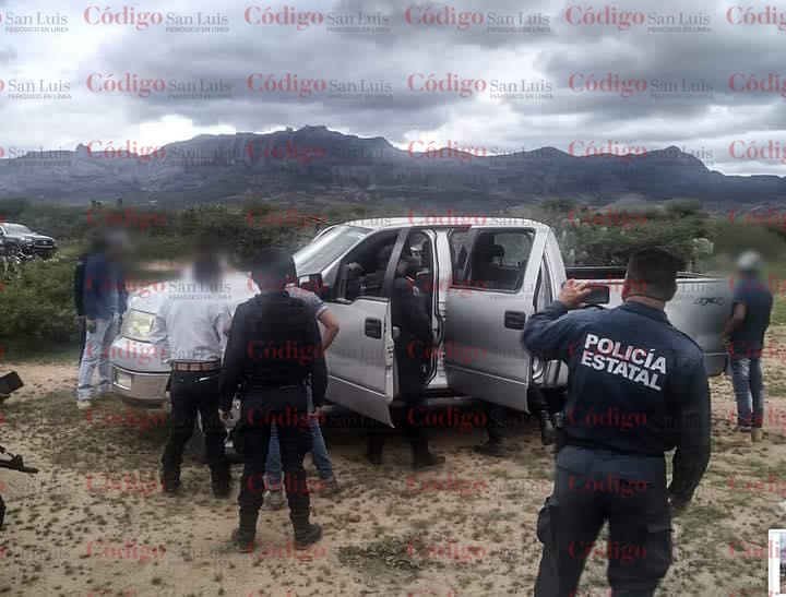 pelea-de-gallos-villa-de-reyes