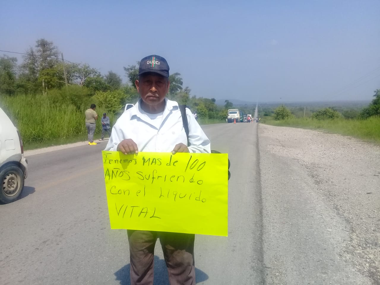 San Vicente - bloqueo eje Xolol-Tamuín