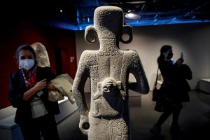 piezas arqueológicas - adolescente huasteco da
