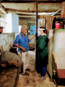 abuelitos en condiciones de abandono - dif Valles