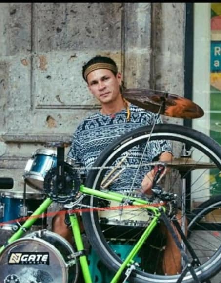 Joven-bicicleta-roban-SLP-viajero