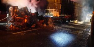 incendio-tráiler