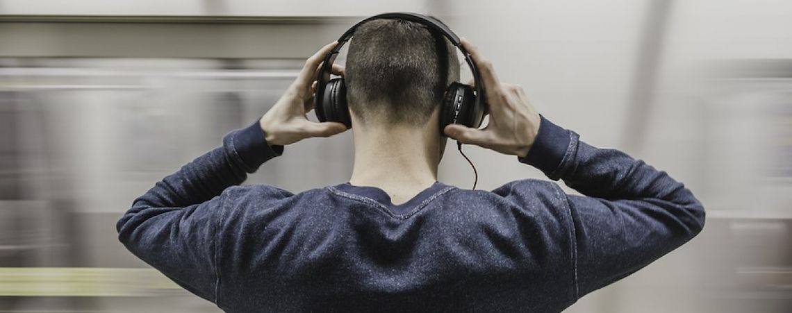 sordos-audifonos-perder-audición