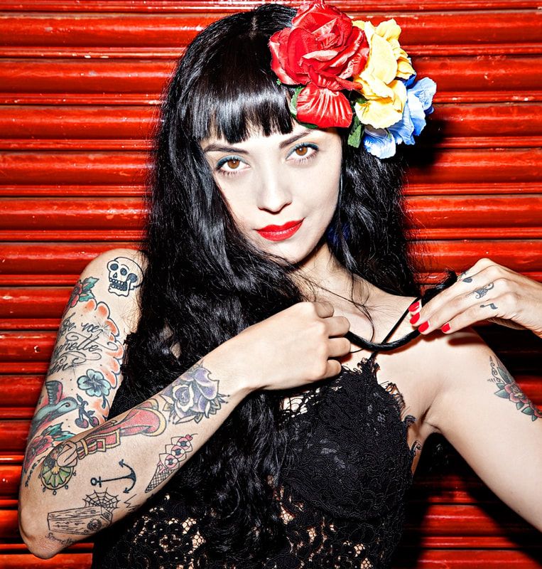 mon-laferte