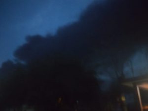 Incendio recicladora de Ébano fuera de control