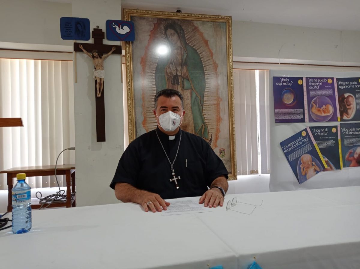 nuevos funcionarios no olviden escuchar al pueblo Obispo valles Roberto Yenny Garcí