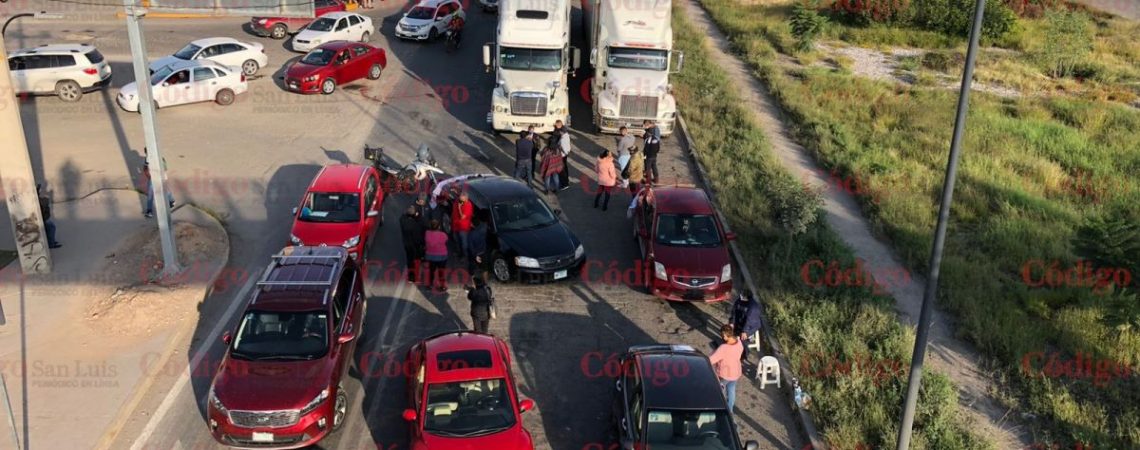 bloqueos-carreras-SLP-MANIFFESTACIONES