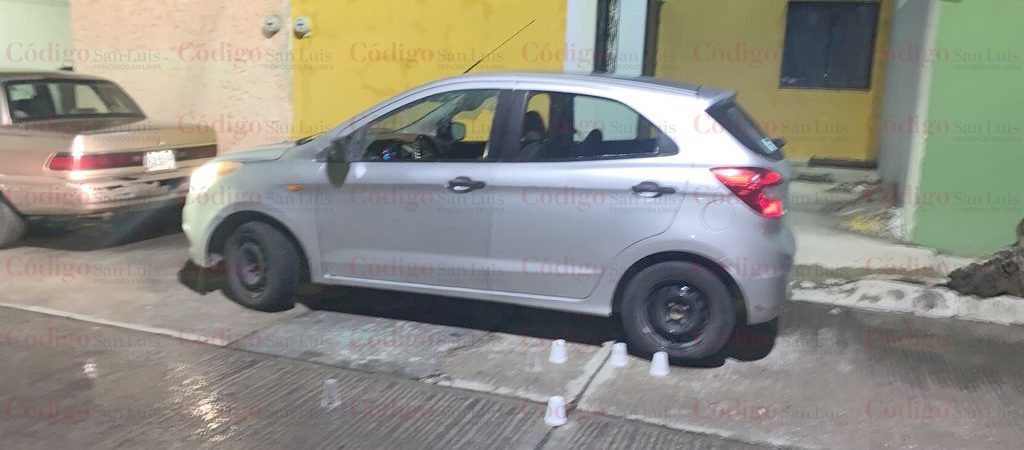 ejecutan mujer policía