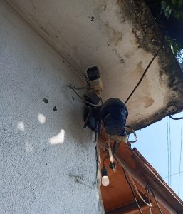 desmantelan centro de vigilancia en Valles 