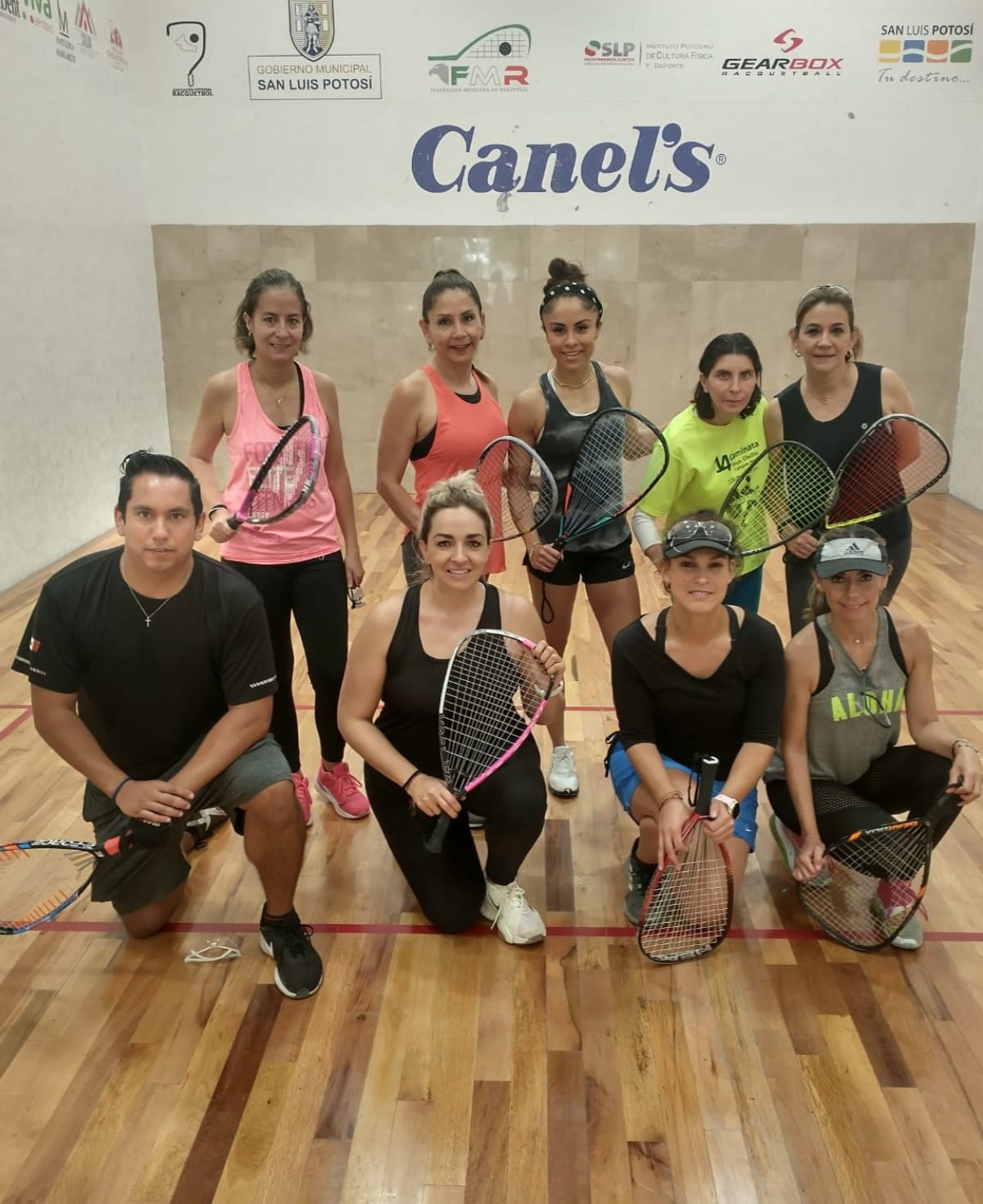 Paola Longoria ofrece Clínica de Racquetbol en Lomas Raquet Club – Código San  Luis – Periódico en línea