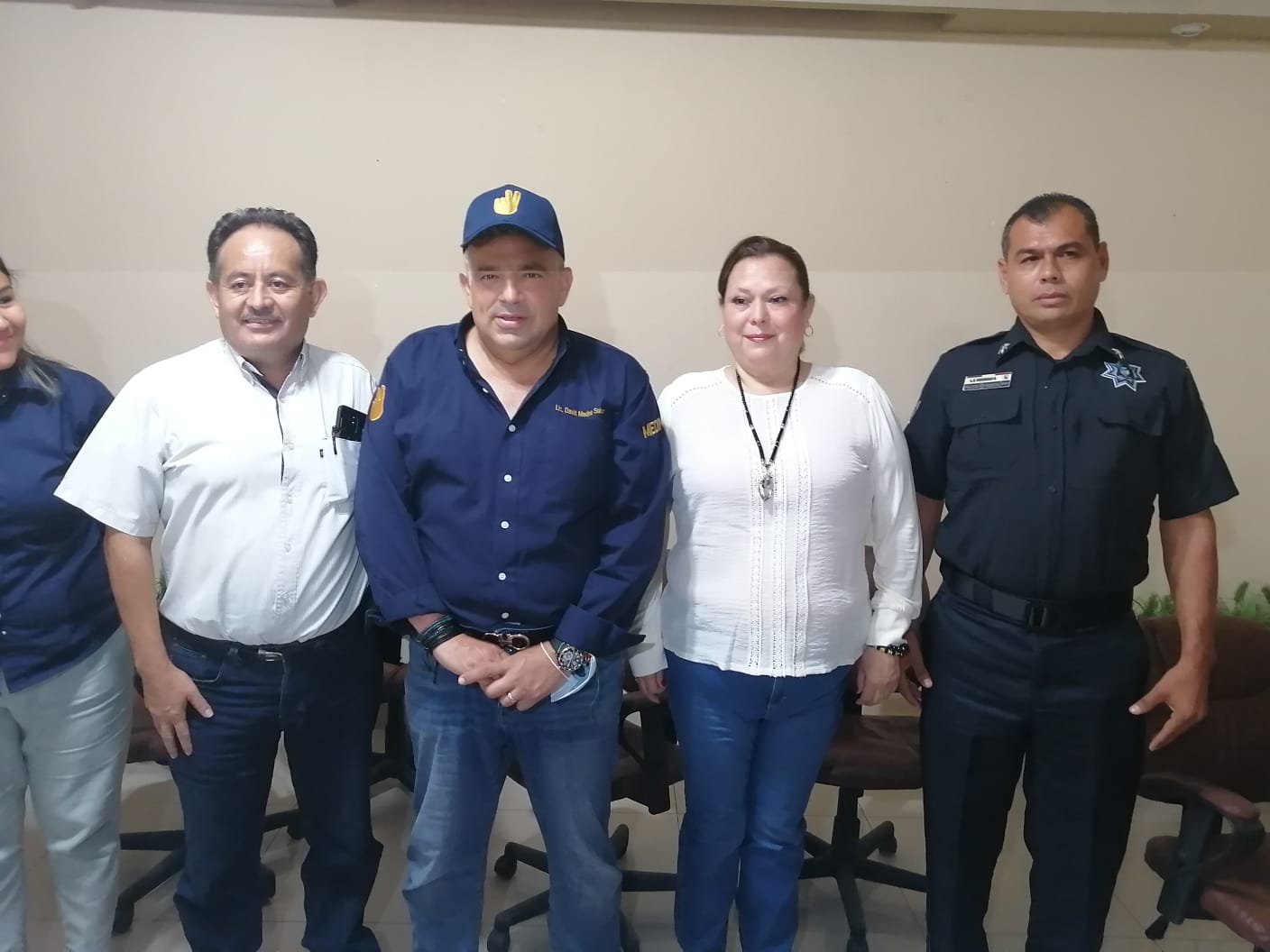 funcionarios -municipales-mnuevos-valles