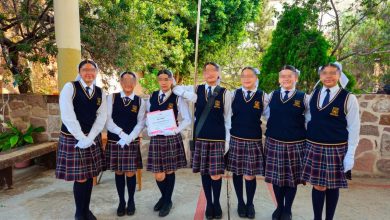 Secundarias municipales arrasan en concurso de escoltas de la Zona Escolar 09