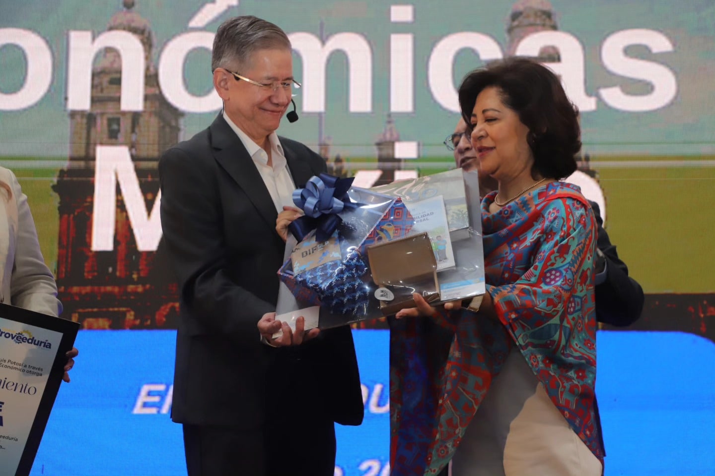 La Feria de la Proveeduría es un modelo a seguir en el mundo: Enrique Quintana