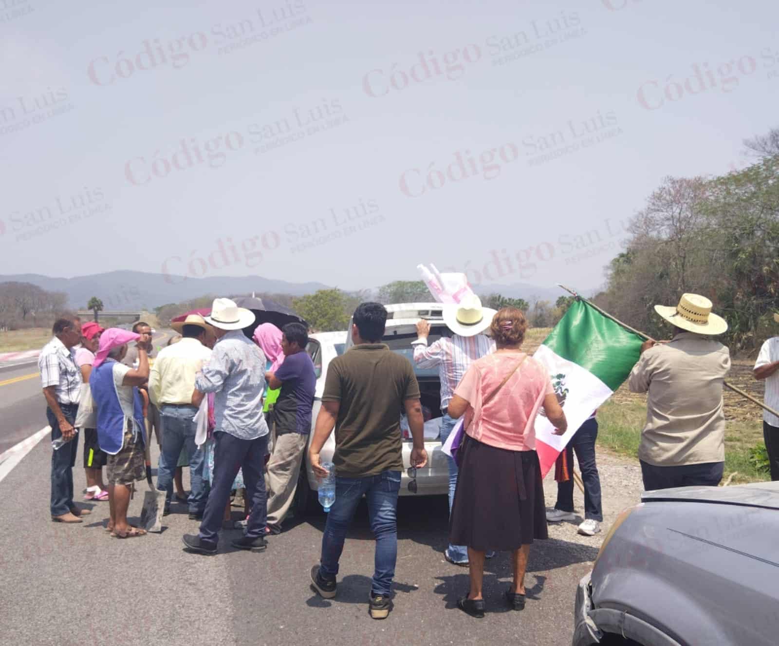 Bloqueo carretero Antolin Guerrero Márquez
