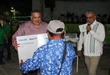 David Medina celebra adultos Mayores