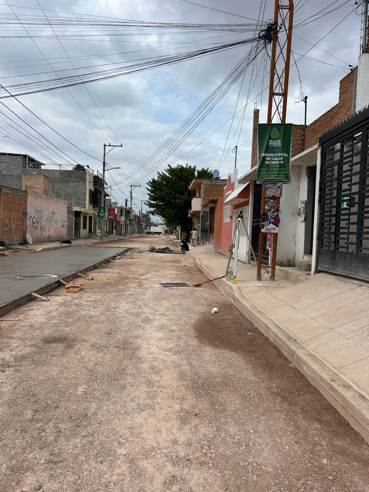 acceso 11 villa de pozos