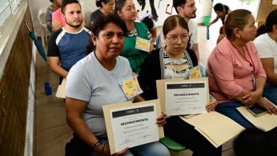 adultos educación básica soledad