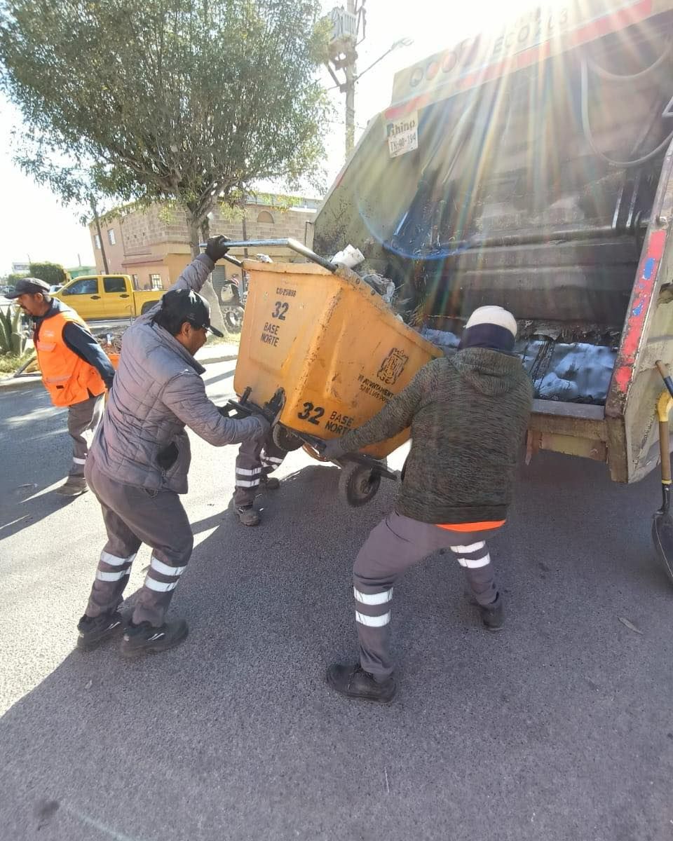 AVENIDA JUÁREZ LIMPIEZA GOBIERNO MUNICIPAL SLP