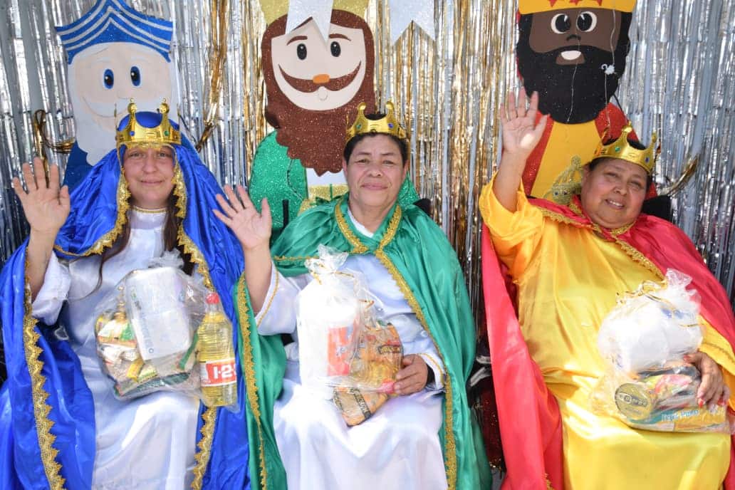 caravana arropando corazones soledad