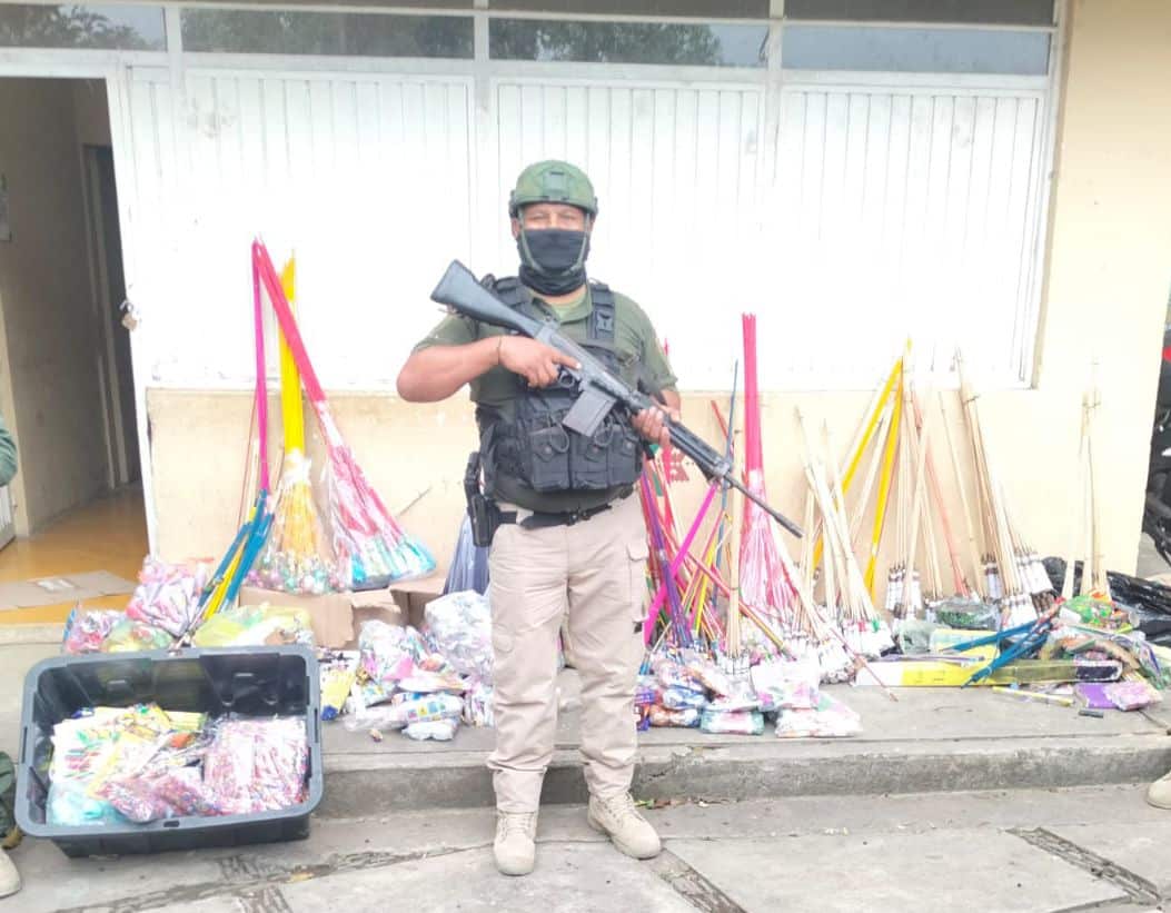 cohetón guardia civil estatal slp