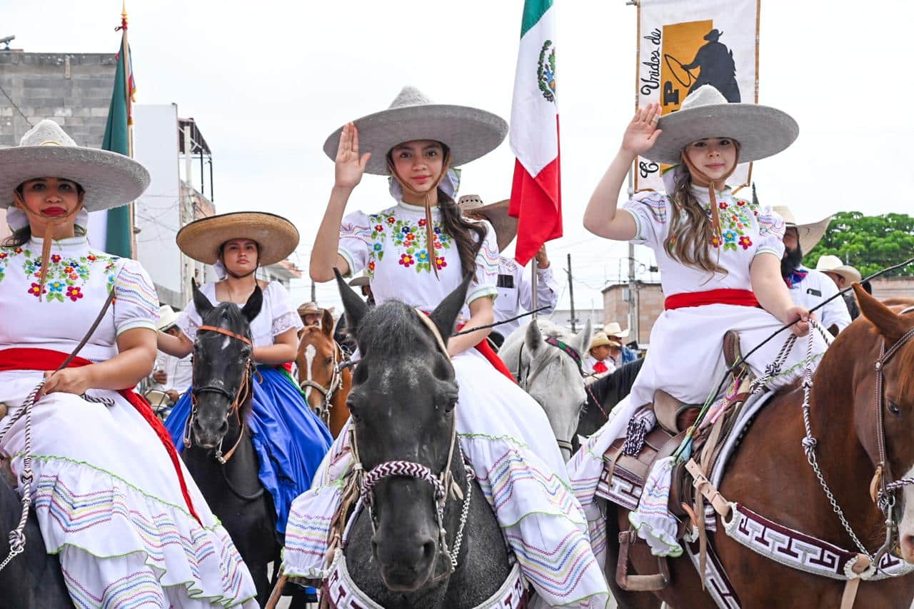 desfile independencia soledad