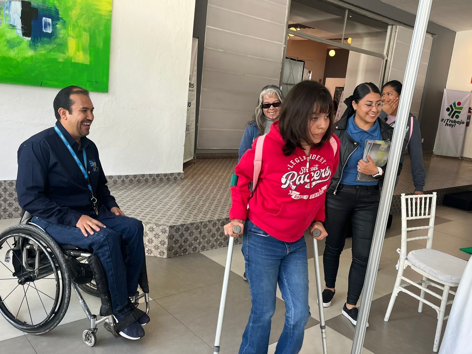 feria empleo adultos mayores personas con discapacidad