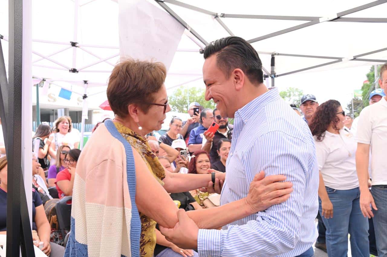mesas trabajo lupe torres secretaría general