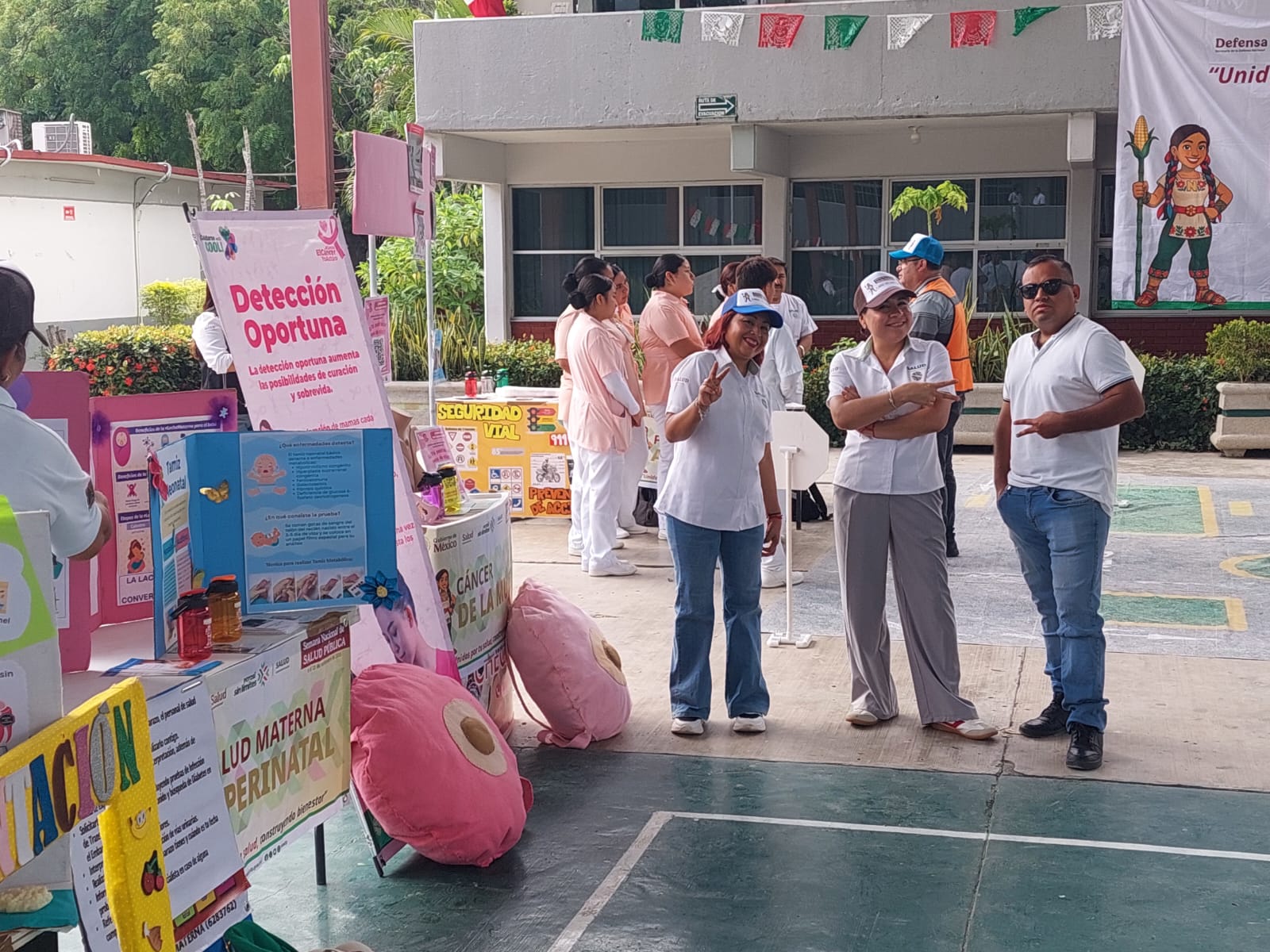 servicios de salud cáncer de mama