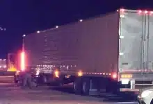 Aseguran tractocamión con 80 paquetes de cocaína en la carretera 57