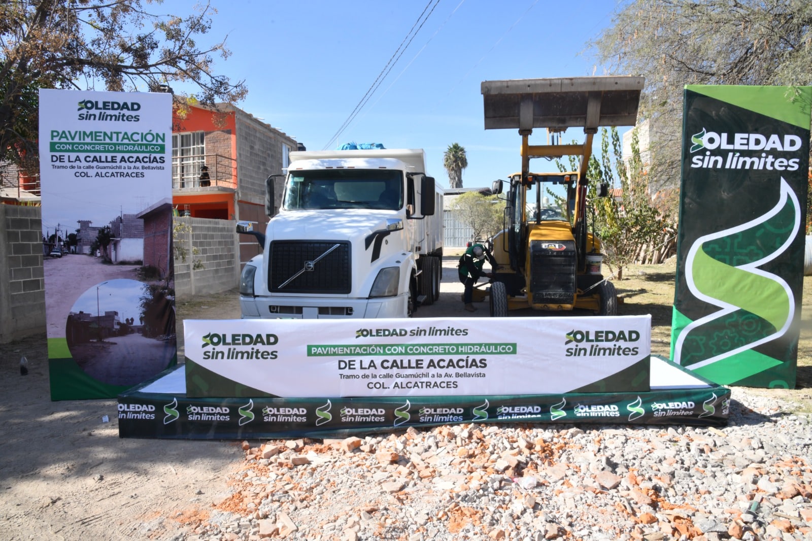 vecinos alcatraces soledad